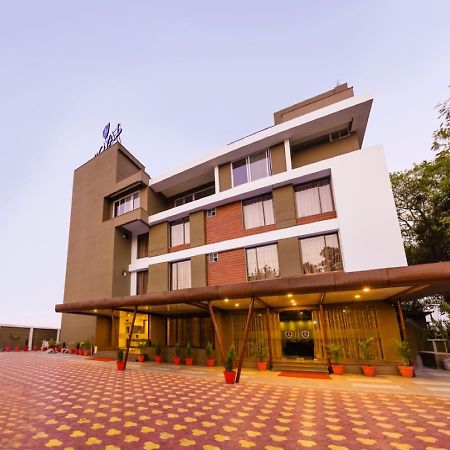 Royal Inn Khandwa Εξωτερικό φωτογραφία