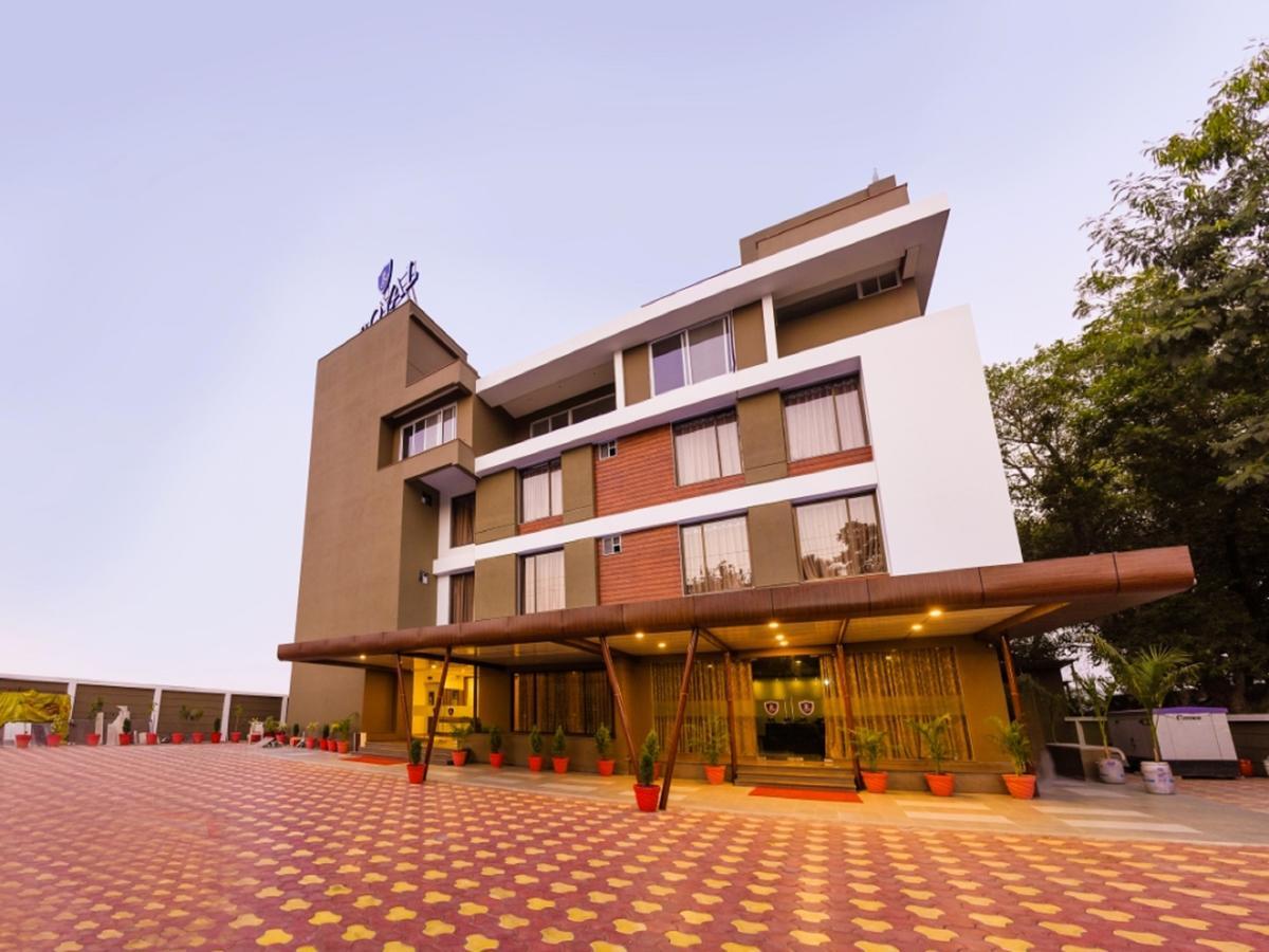 Royal Inn Khandwa Εξωτερικό φωτογραφία